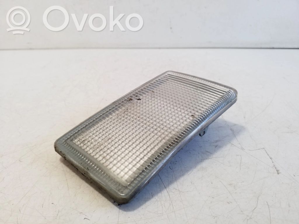 Volkswagen Golf III Odblask przedni 