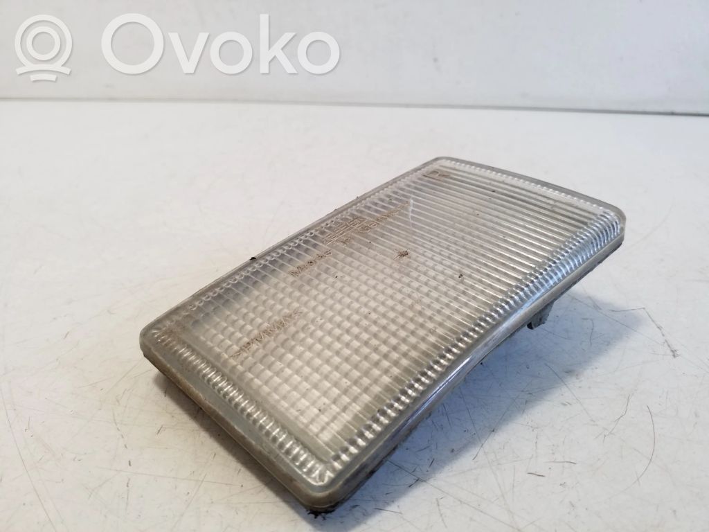 Volkswagen Golf III Odblask przedni 