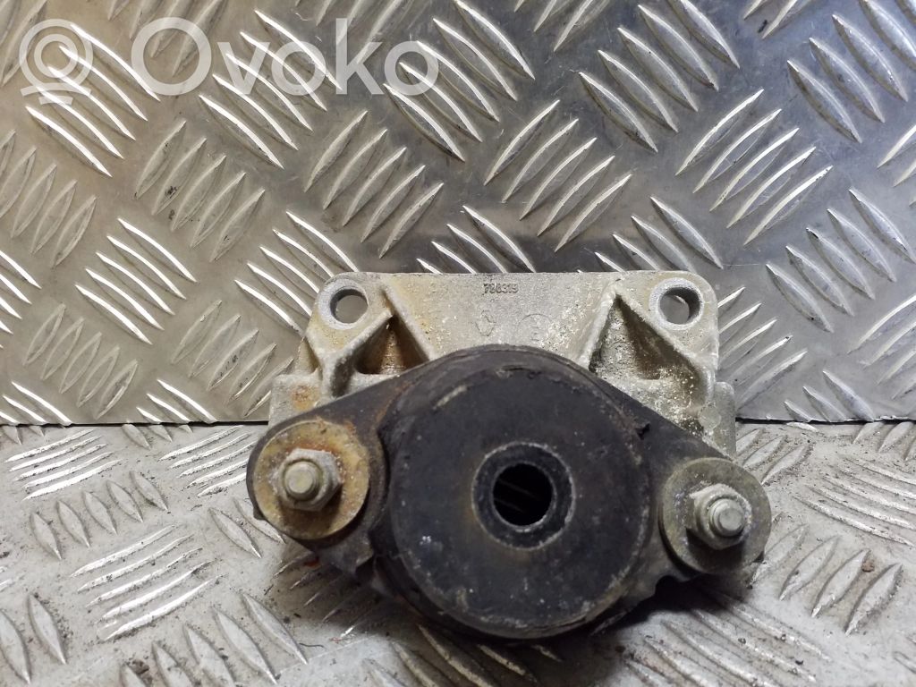 Engine mount bracket   7700788318
