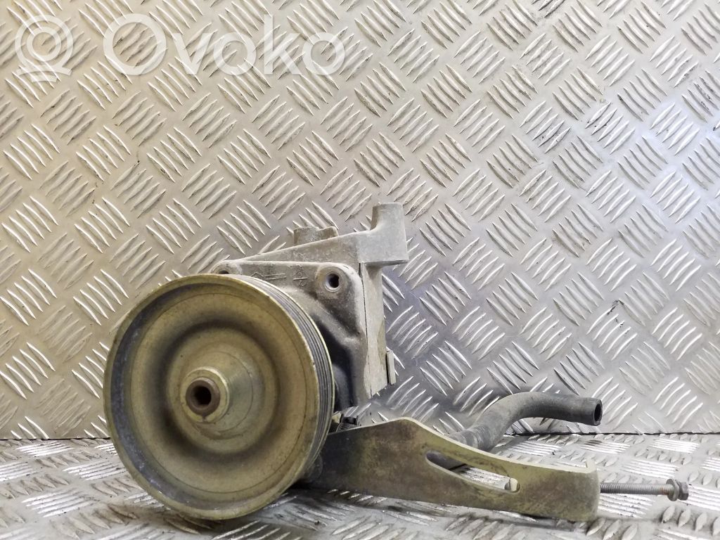Renault 19 Power steering pump 
