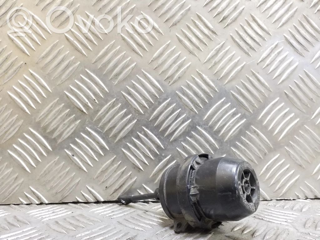 Volkswagen PASSAT B4 Válvula de vacío (Usadas) 