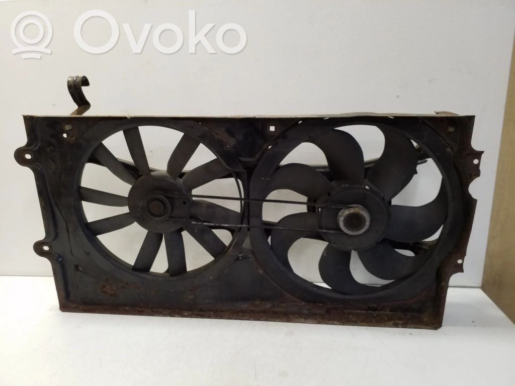 Volkswagen PASSAT B4 Elektrinis radiatorių ventiliatorius 