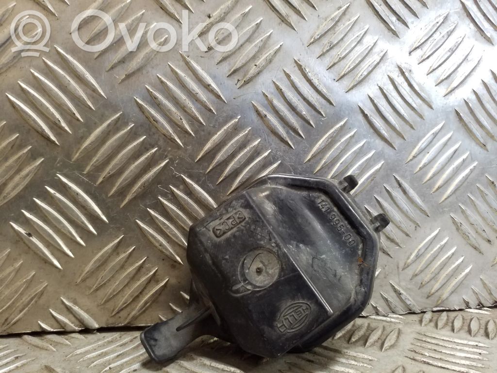 Volkswagen PASSAT B4 Parapolvere per faro/fanale 