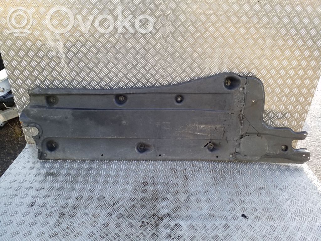 Volkswagen Tiguan Osłona środkowa podwozia 