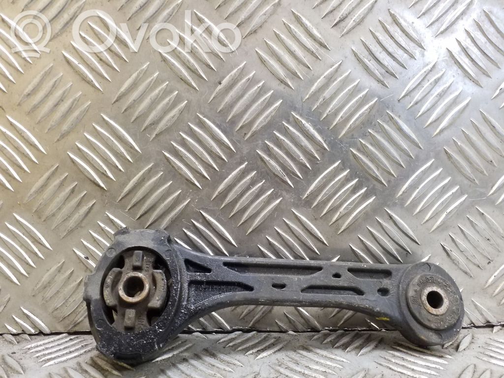 Engine mount bracket   1F207902