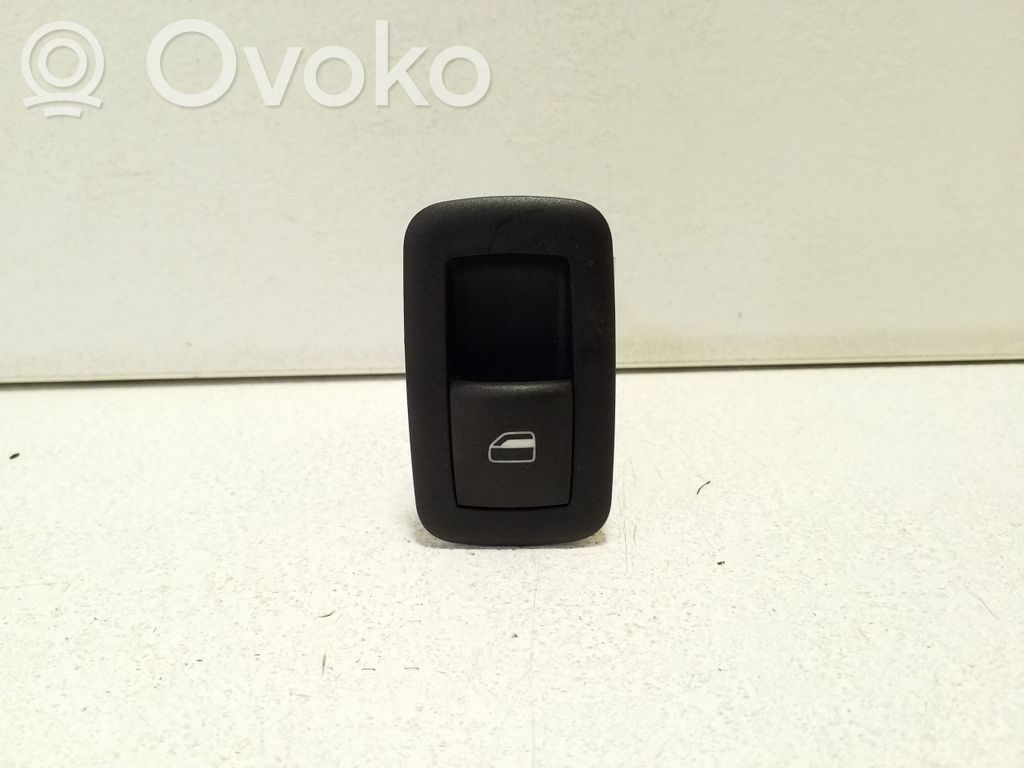 Jeep Cherokee Electric window control switch 
