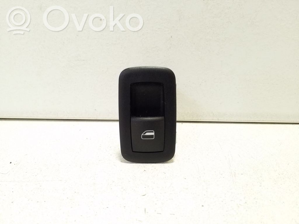 Jeep Cherokee Electric window control switch 