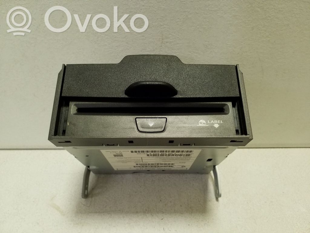 Jeep Cherokee KL CD/DVD-vaihdin 