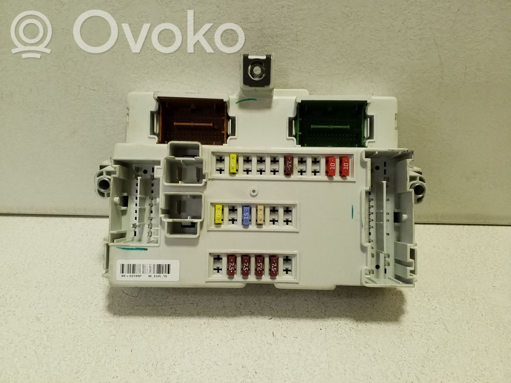 Módulo de fusible   68236668AF