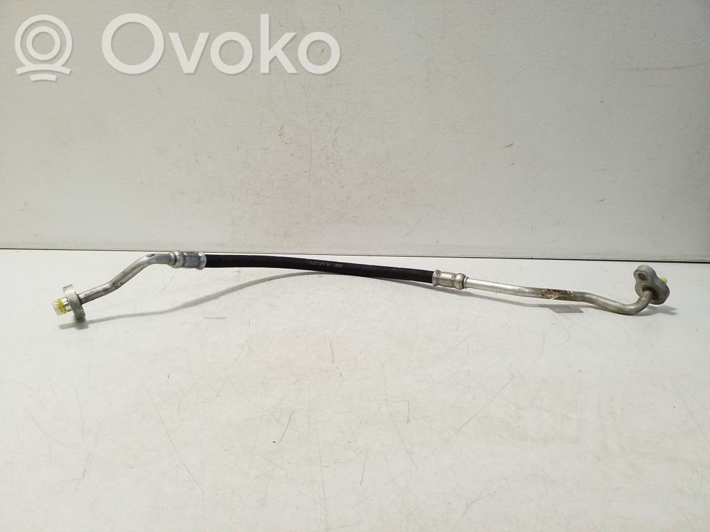 Volvo XC90 Tubo flessibile aria condizionata (A/C) 