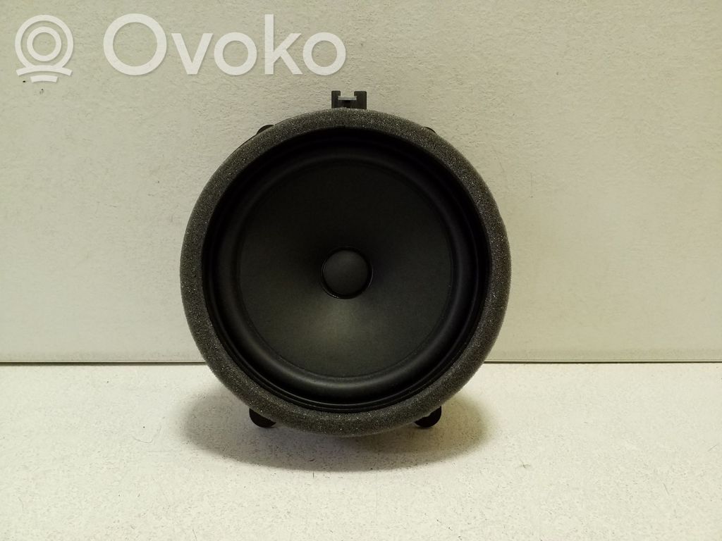 Etuoven kaiutin   31350425
