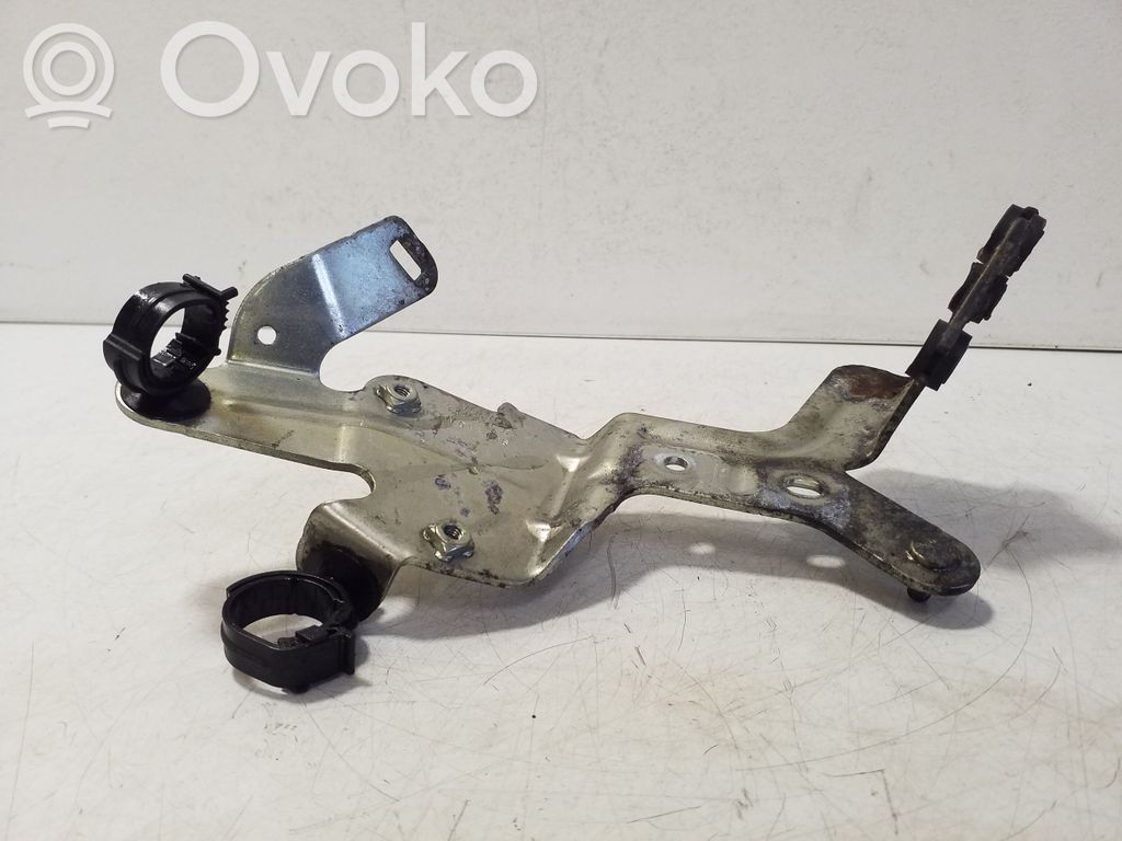 Volvo XC90 Other engine bay part 
