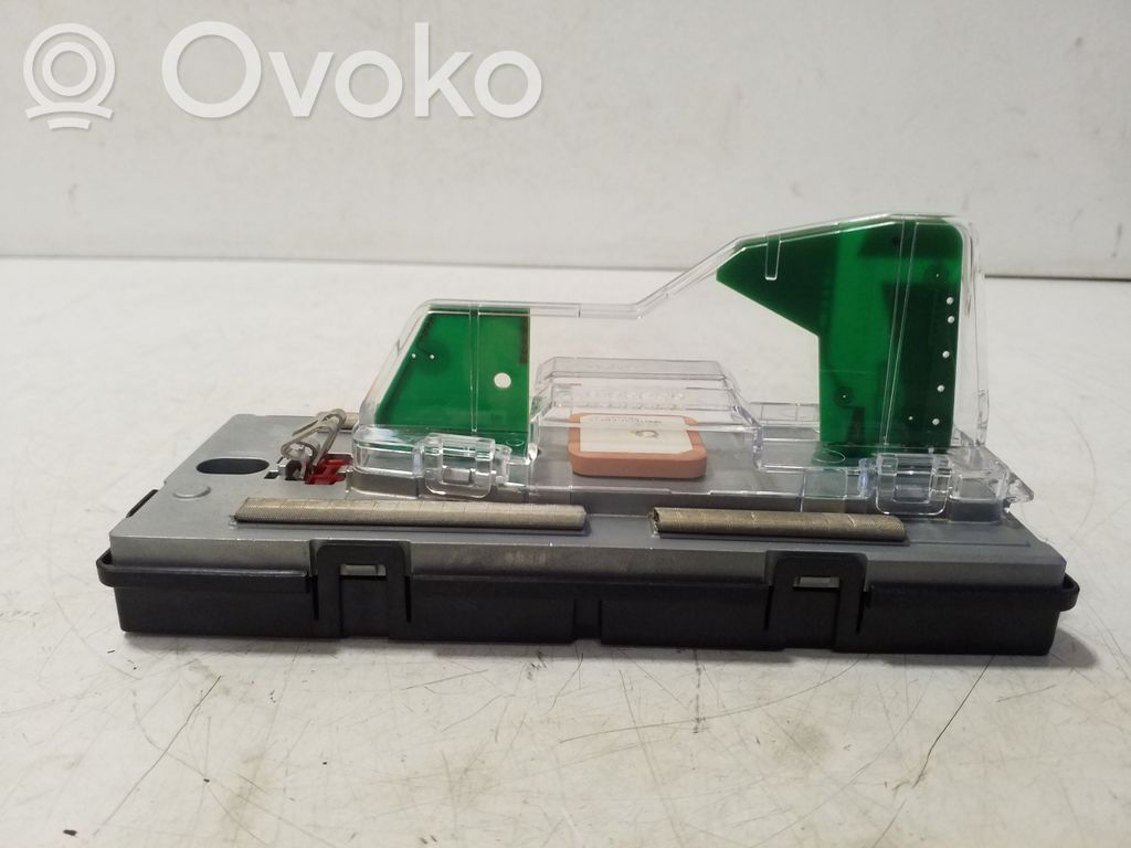 Volvo XC90 GPS-pystyantenni 