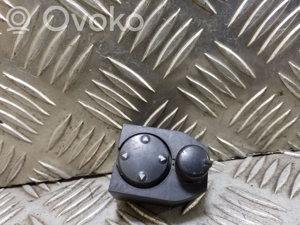 Audi A3 S3 8L Wing mirror switch 