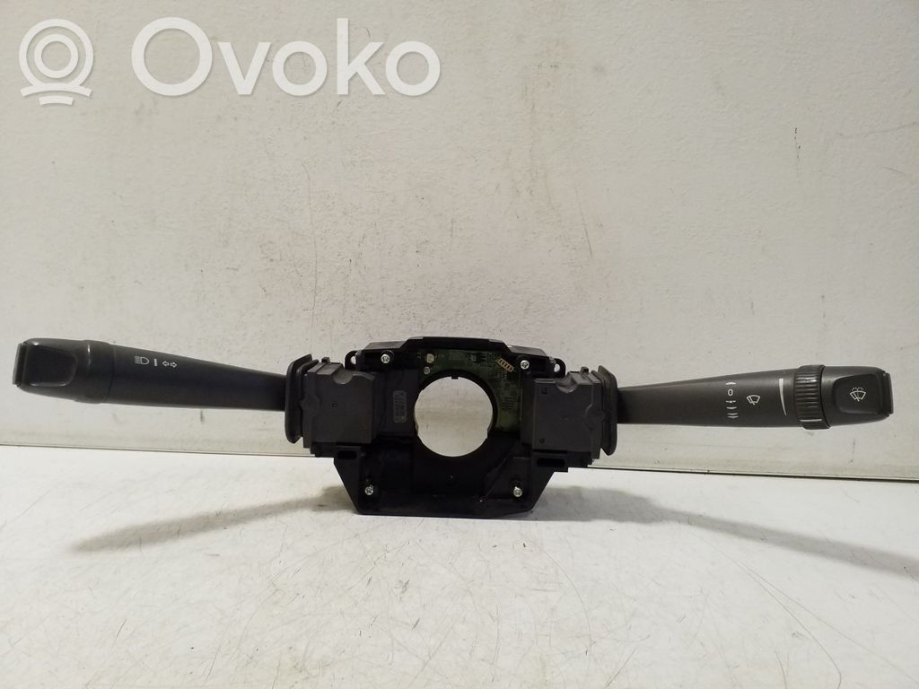 Volvo S60 Wiper turn signal indicator stalk/switch 