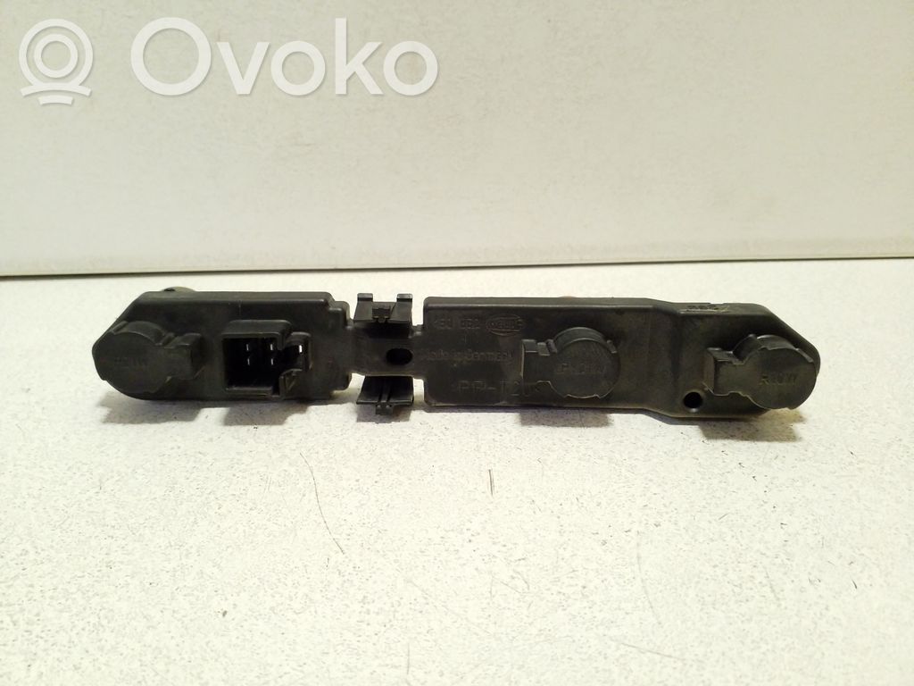 Volvo S60 Porte ampoule de feu arrière