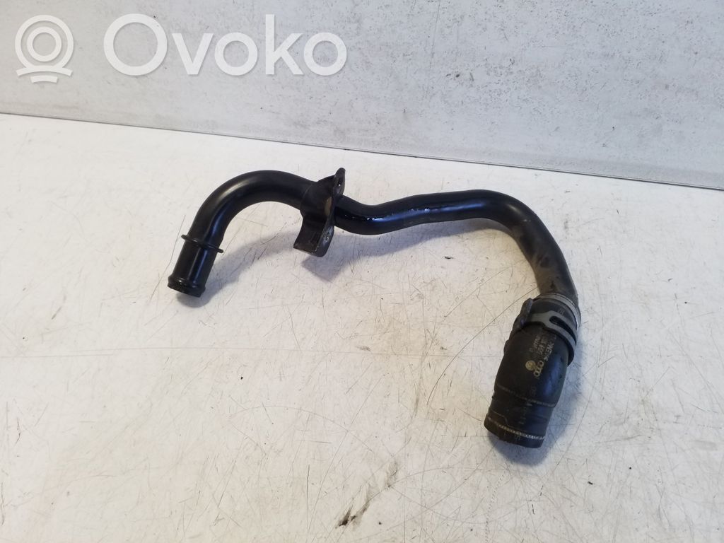 Volkswagen Touareg II Engine coolant pipe/hose 