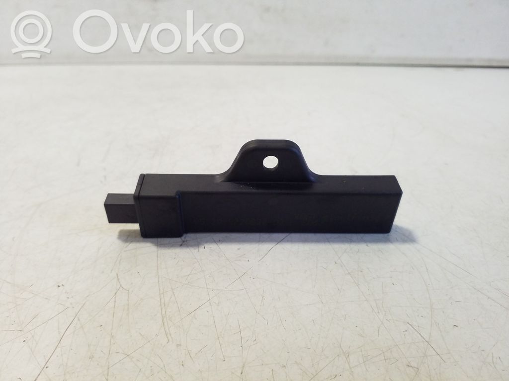 BMW X5 F15 Antenna comfort per interno