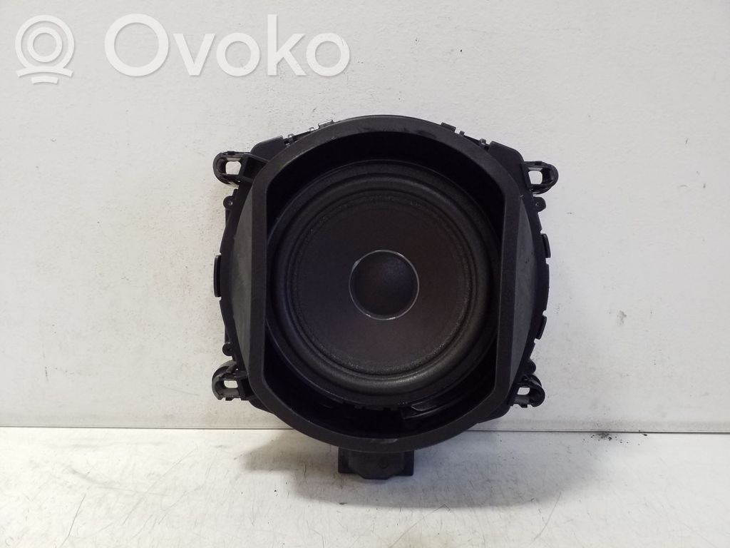 BMW X5 F15 Subwoofer 