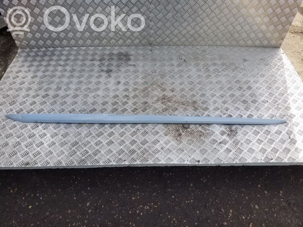 Audi A1 Slenkstis 