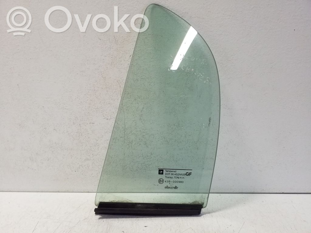 Opel Astra G Ventanilla de ventilación de la puerta trasera 