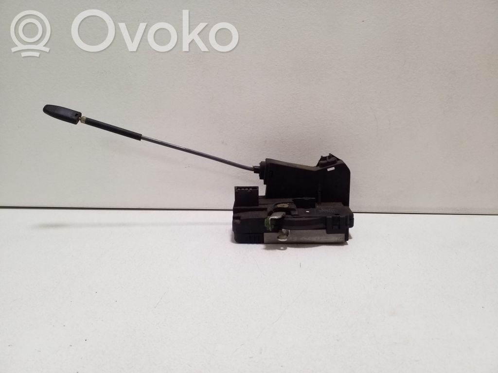 Etuoven lukko   24444017