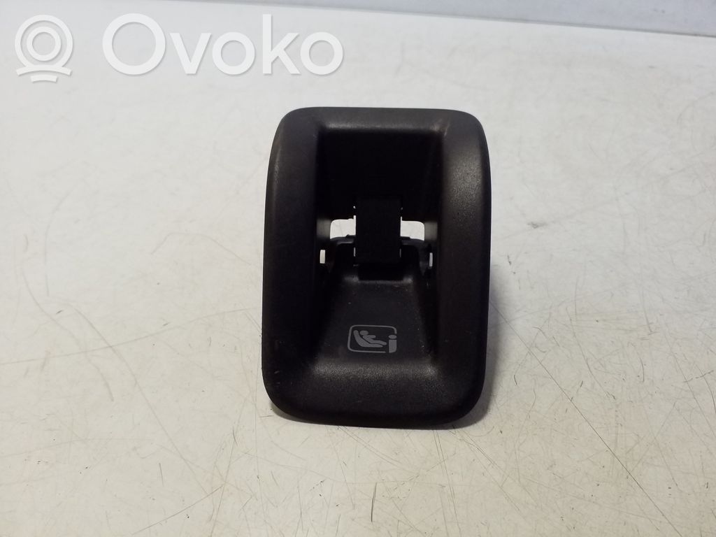 Audi A6 S6 C8 4K Osłona / zaślepka ISOFIX 