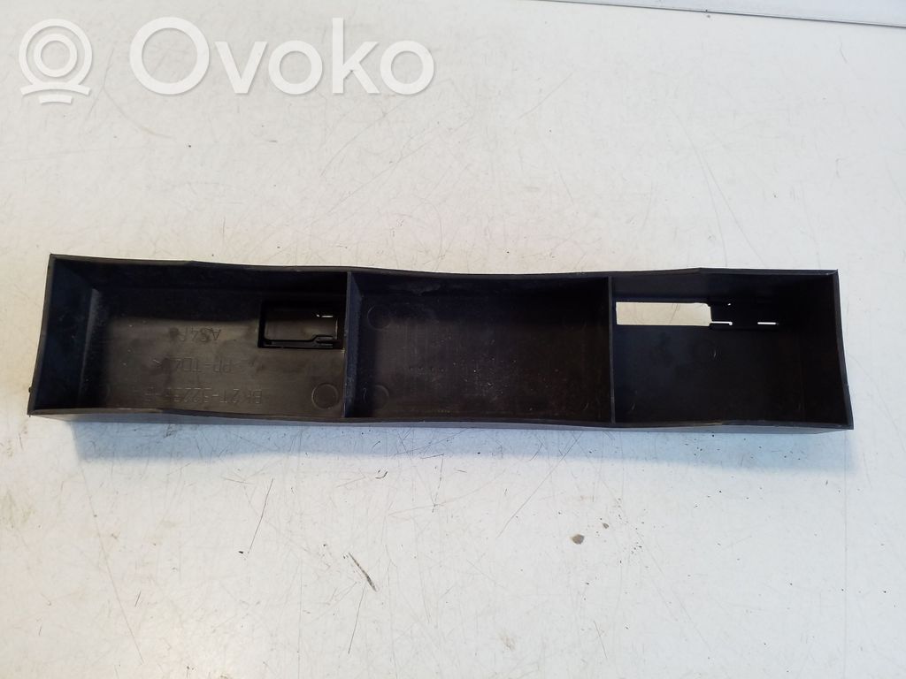 Ford Transit Custom Dangtis akumuliatoriaus dėžės 