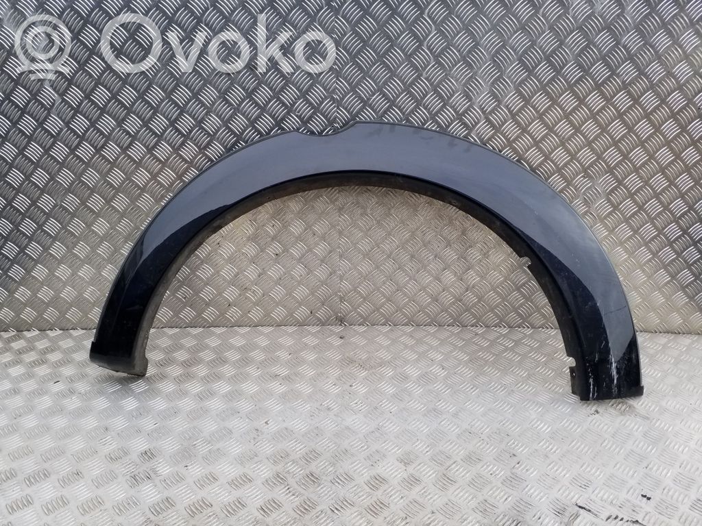 Mitsubishi L200 Listwa błotnika tylnego 