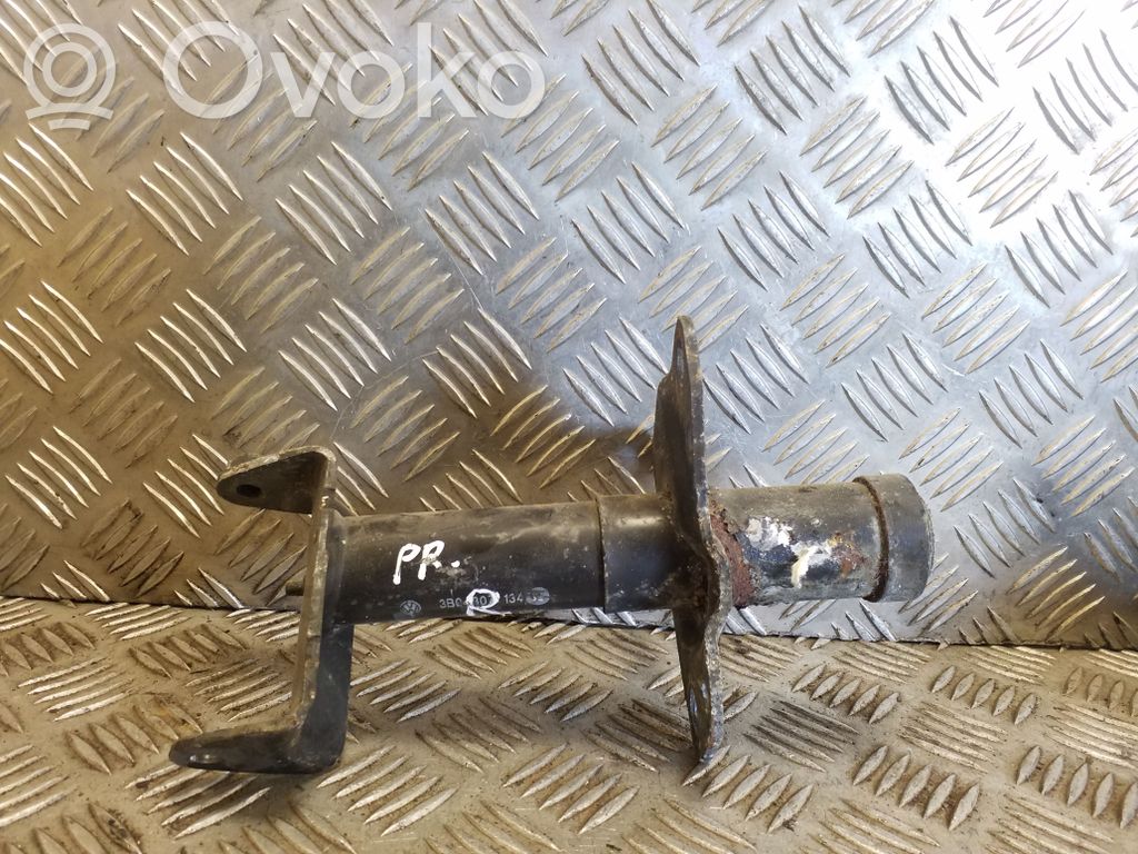 Volkswagen PASSAT B5 Absorbeur de pare-chocs avant