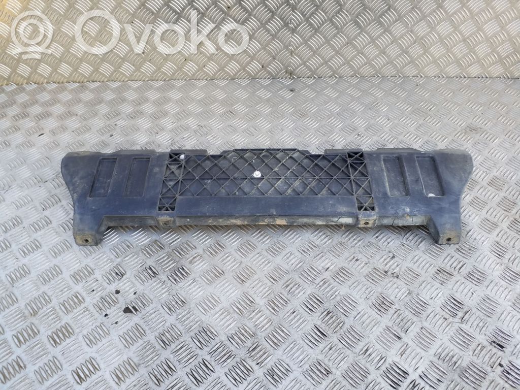 Nissan Pathfinder R51 Soporte de montaje del parachoques trasero 
