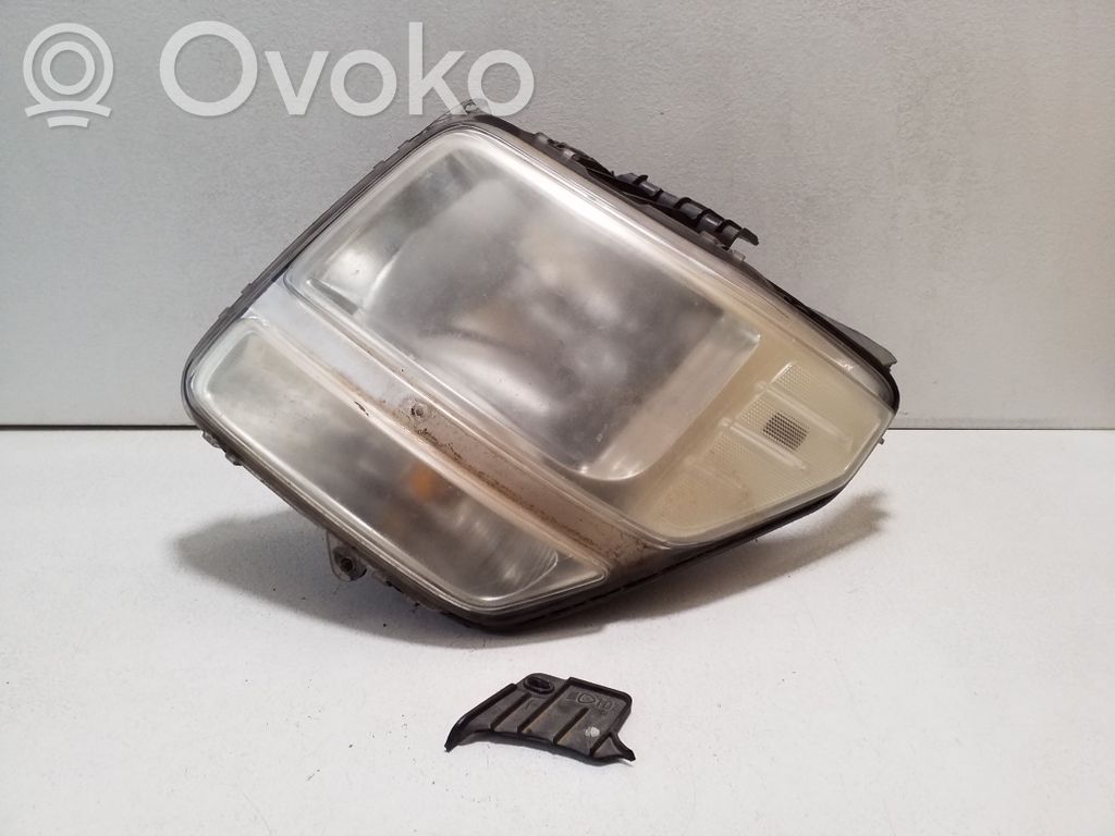 Dodge Nitro Phare frontale 