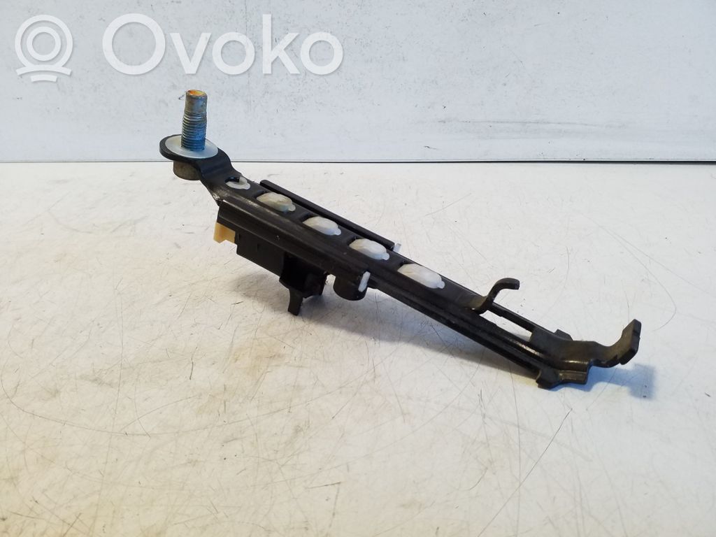 Saugos diržo reguliavimo bėgelis   52029356AD,33055711B