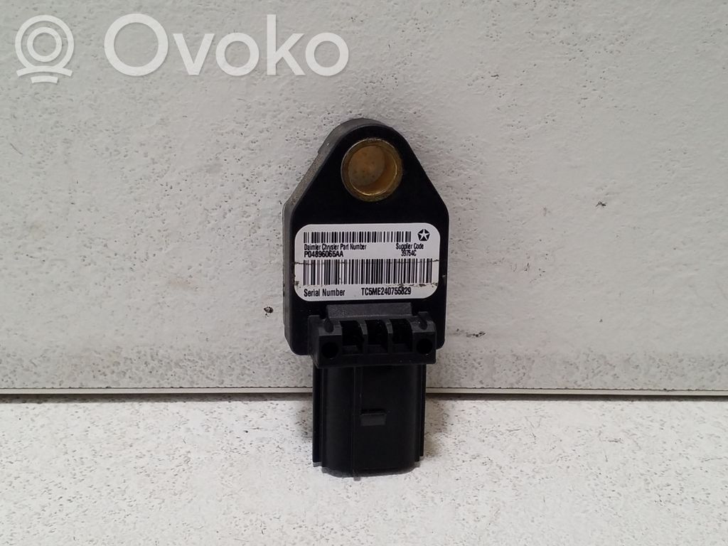 Dodge Nitro Airbag deployment crash/impact sensor 