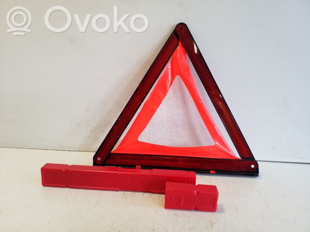 Triangle d'avertissement   8K0860251