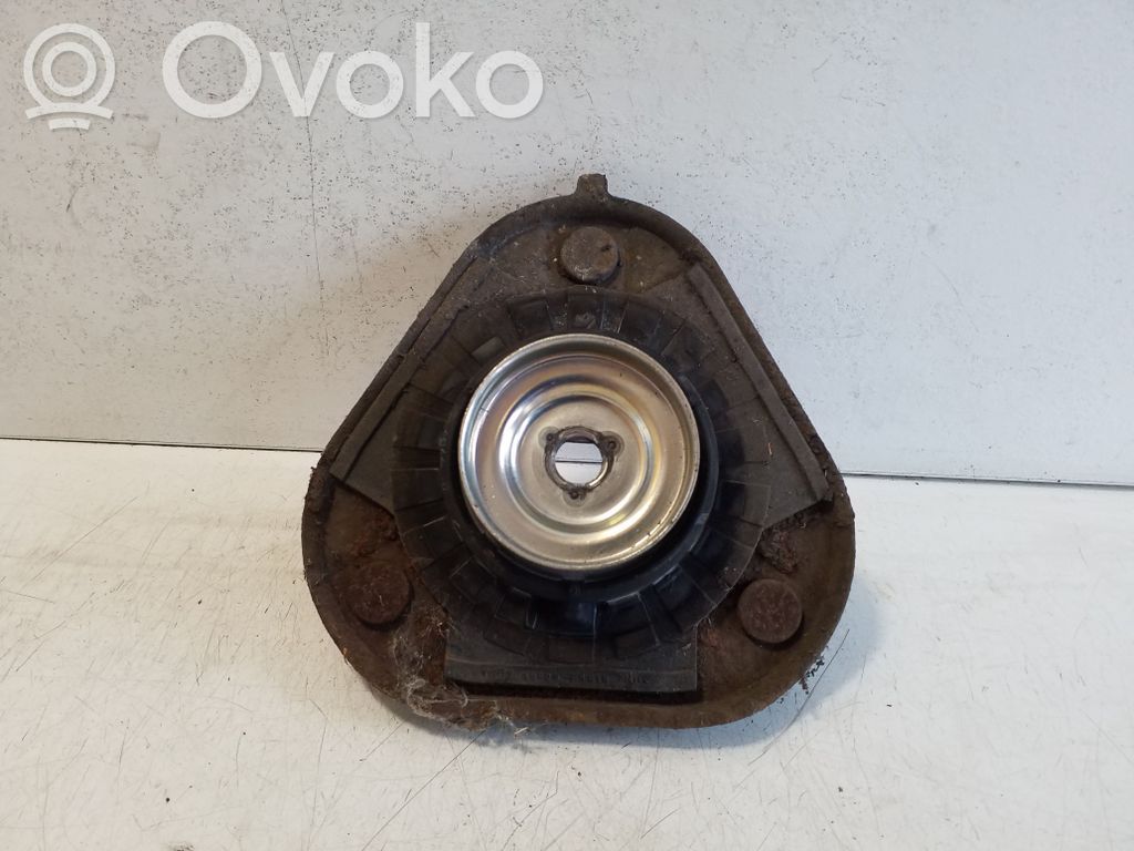 Toyota Corolla E210 E21 Muu etuiskunvaimentimien osa