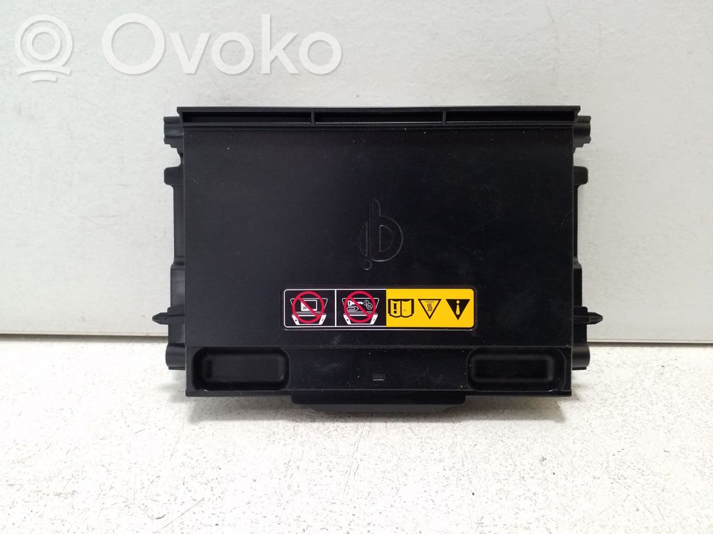 Toyota bZ4X Wireless charging module 