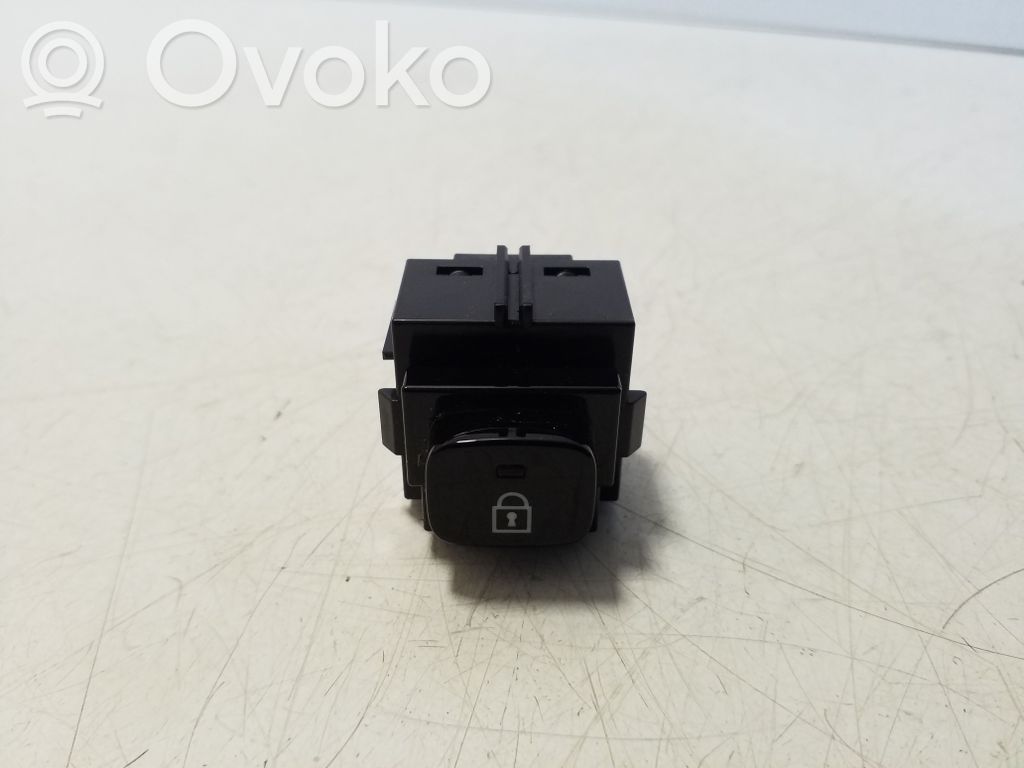 Polestar 2 Central locking switch button 