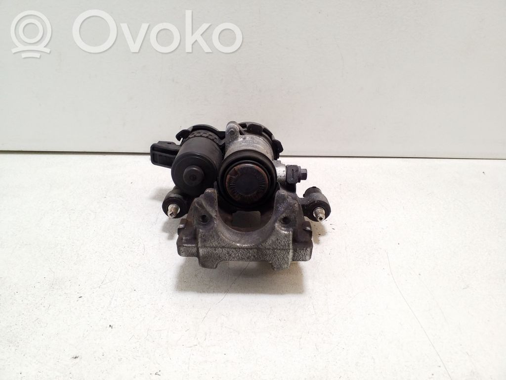 Volvo XC60 Takajarrusatula 