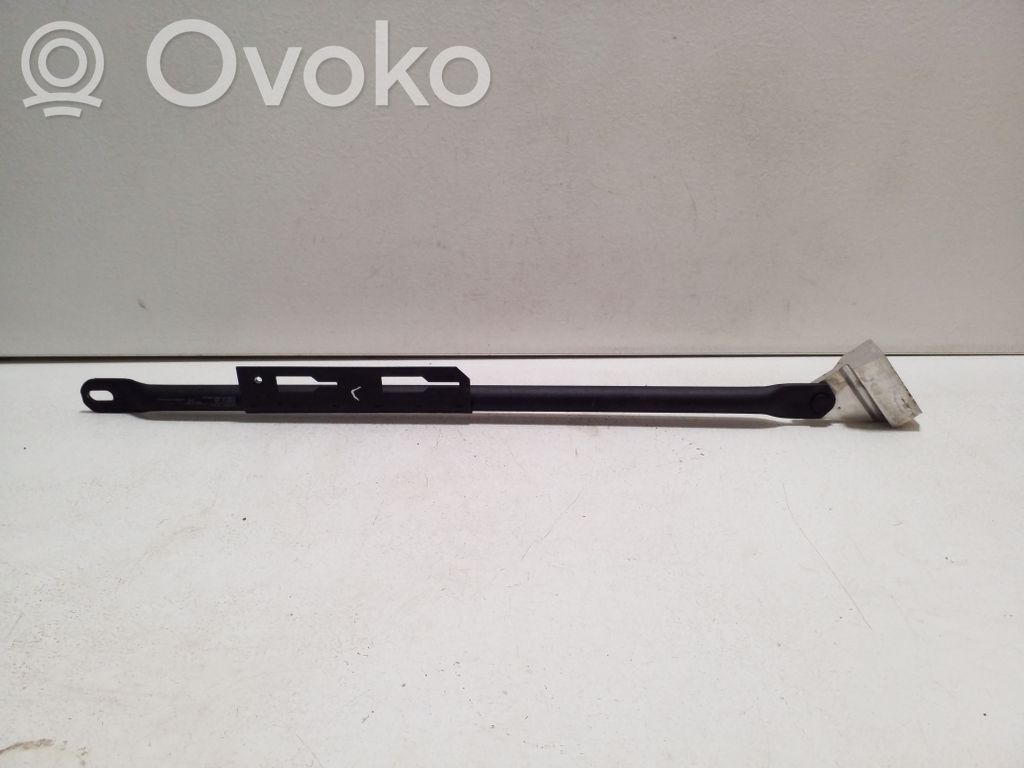 Volvo XC60 Other engine bay part 