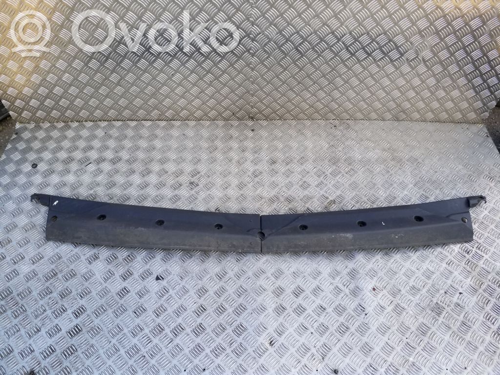 Iveco Daily 6th gen Apărătoare ștergătoare 