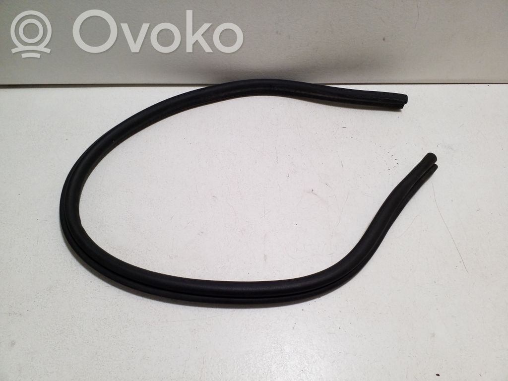 Audi TT TTS Mk2 Engine compartment rubber 