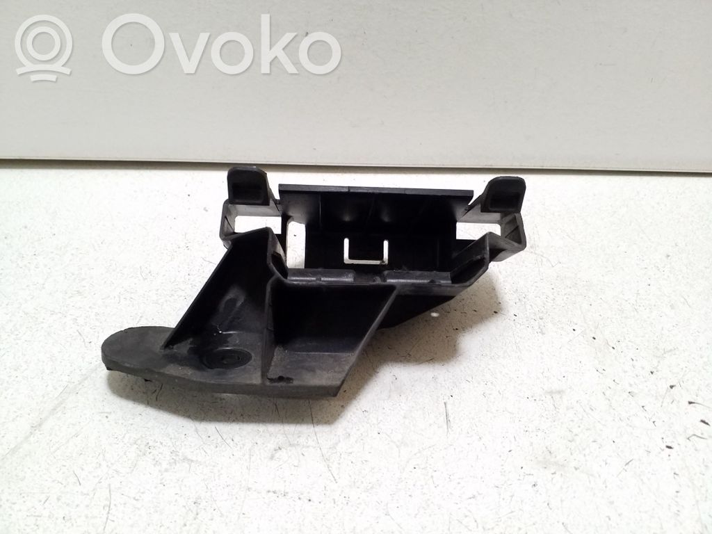 Alte piese compartiment motor   8J2907591A