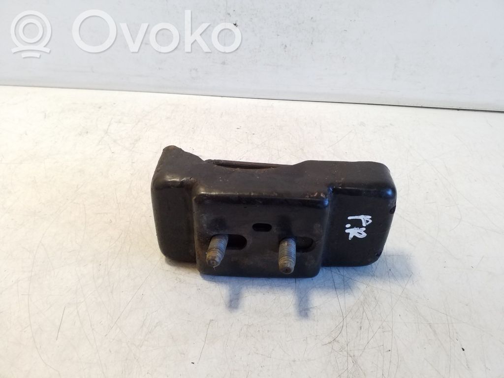 Iveco Daily 5th gen Engine mount bracket 