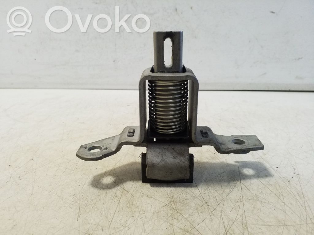 Tailgate lock latch