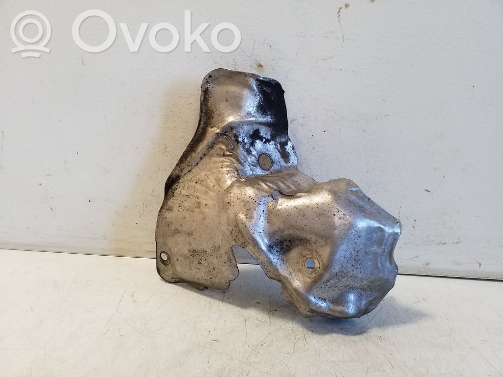 Nissan Navara D23 Protección térmica del escape 