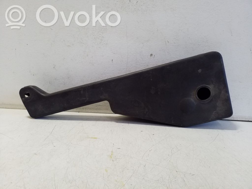 Audi 100 200 5000 C3 Inne elementy wykończenia bagażnika 