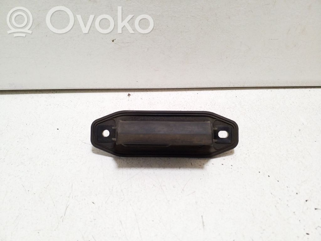 Interruptor para abrir la puerta trasera   7251J0D,15F127