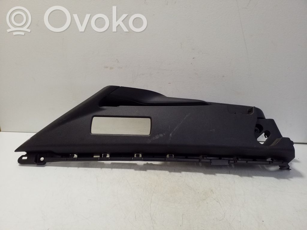 Toyota Corolla E210 E21 Šoninis apdailos skydas 