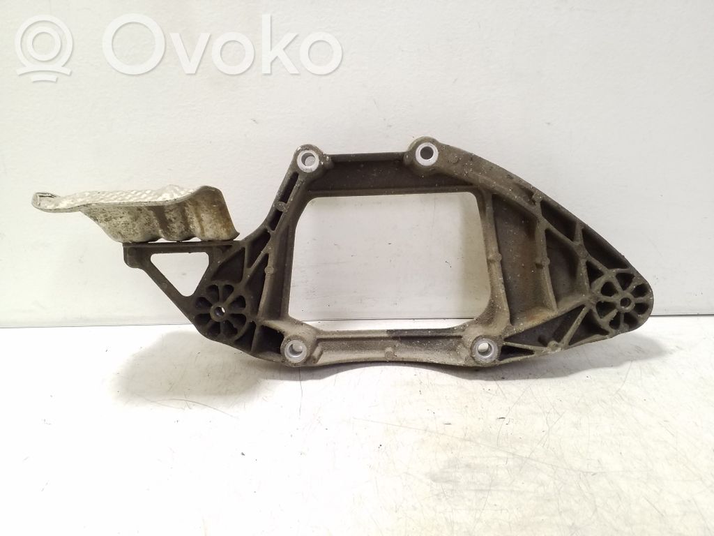 Audi Q5 SQ5 8R Staffa di montaggio del differenziale posteriore/differenziale